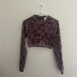 Gymshark purple Camo Cropped Long-Sleeve Top